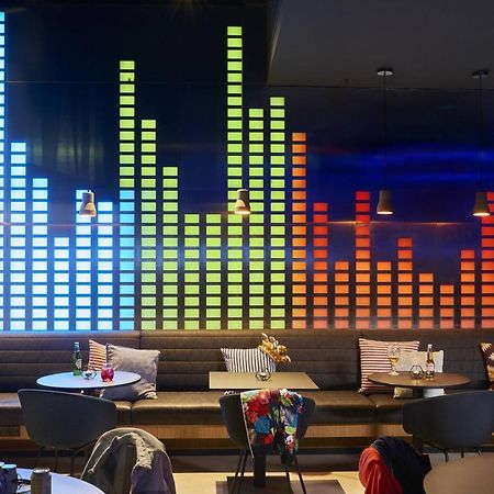 Moxy Birmingham NEC Hotel Bickenhill Ngoại thất bức ảnh