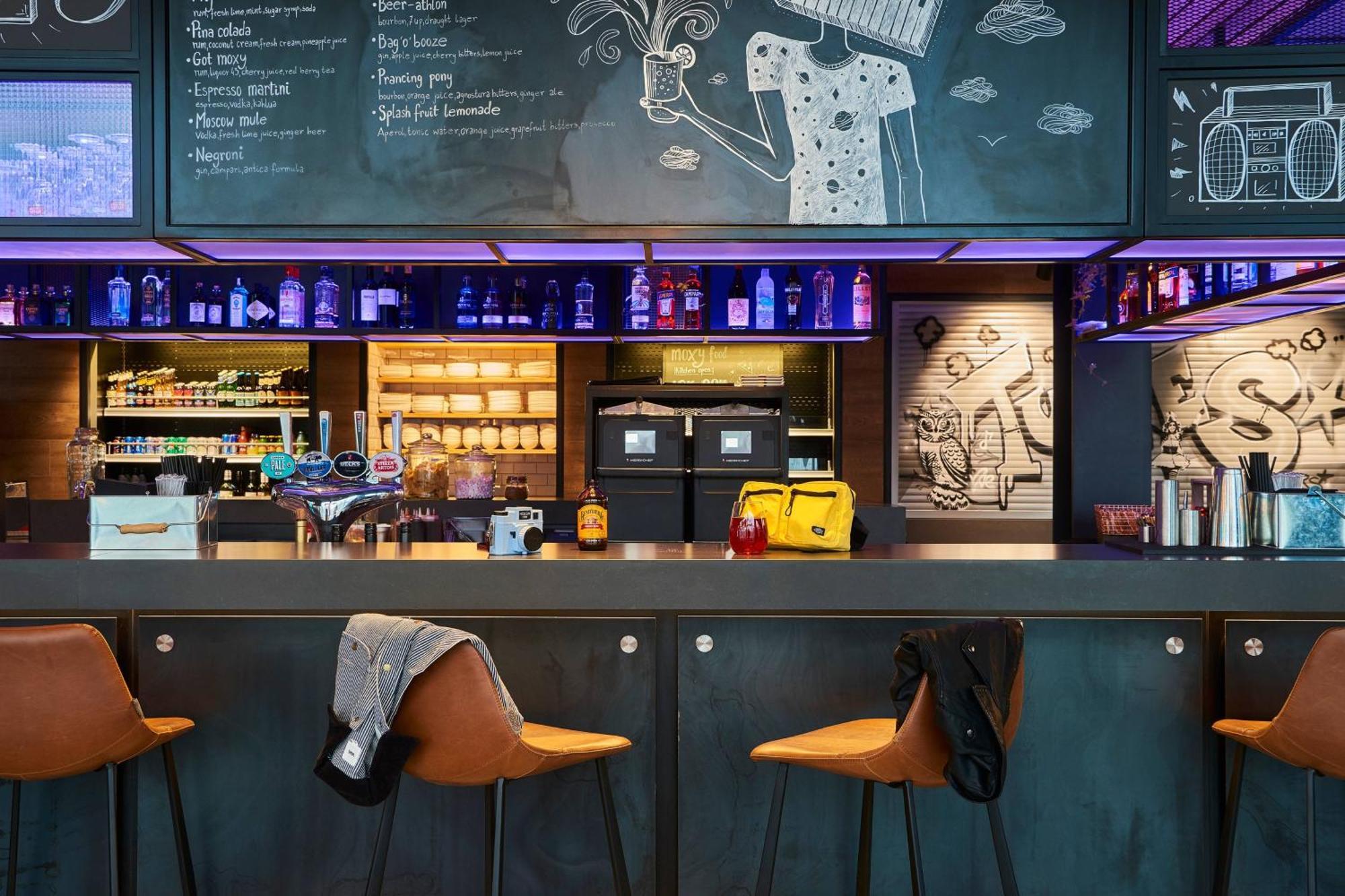 Moxy Birmingham NEC Hotel Bickenhill Ngoại thất bức ảnh