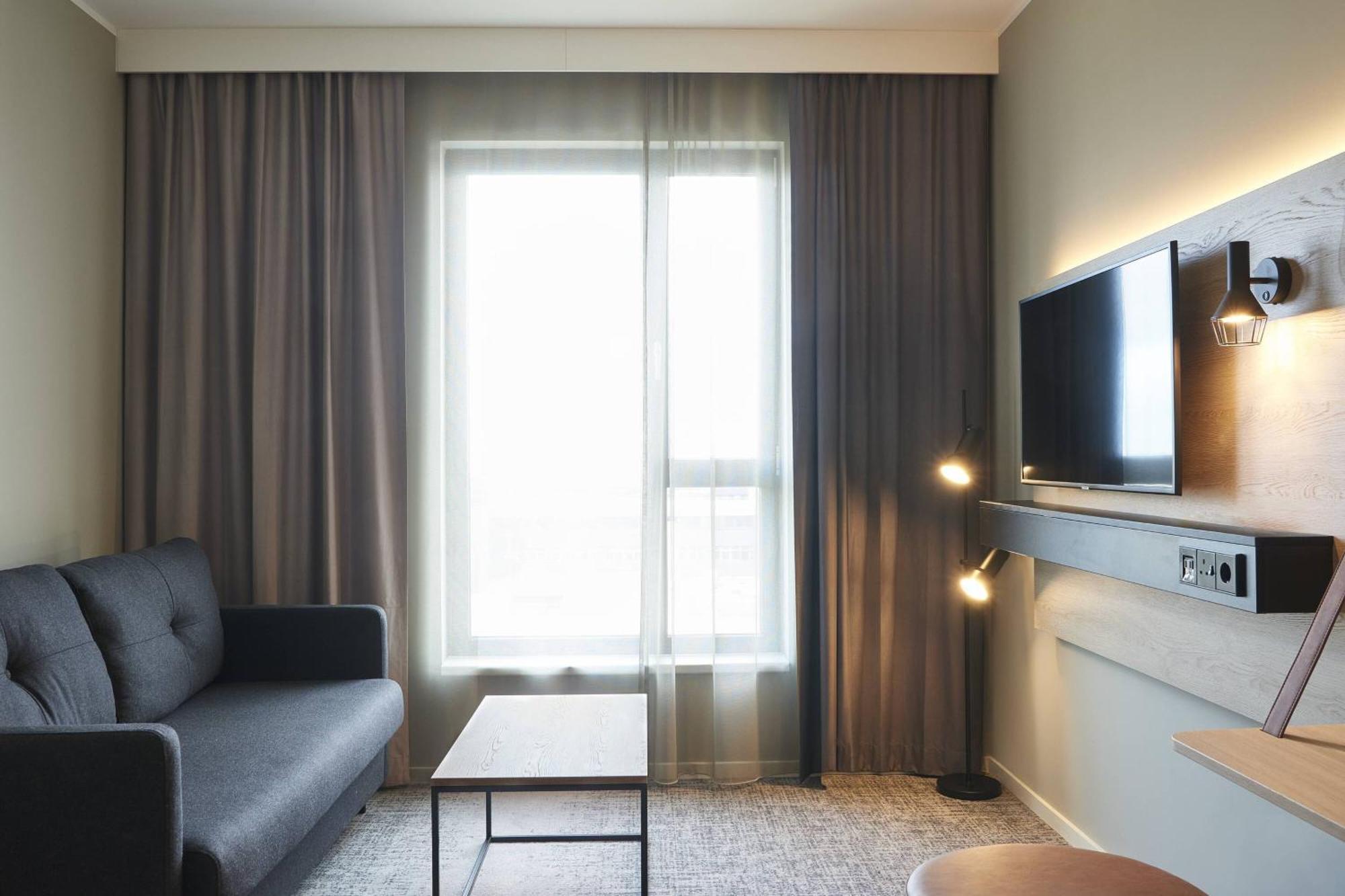 Moxy Birmingham NEC Hotel Bickenhill Ngoại thất bức ảnh