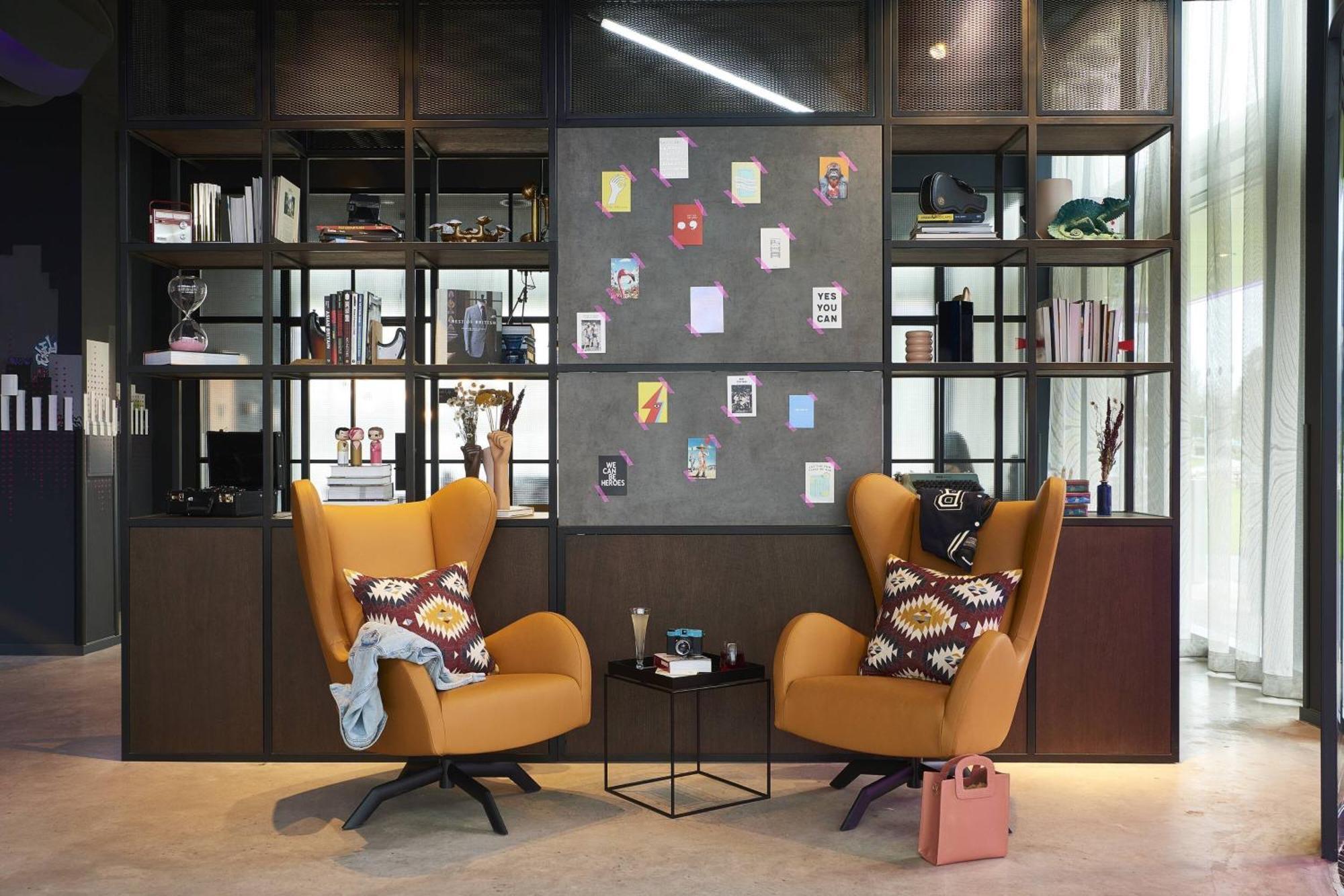 Moxy Birmingham NEC Hotel Bickenhill Ngoại thất bức ảnh